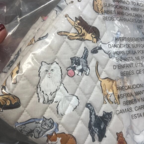 Vera Bradley A Cat's Life Extra Large (XL) Traveler Duffel Bag NWT - Picture 4 of 5